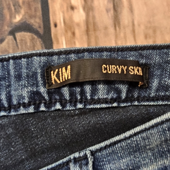 Kim Kardashian Curvy Skinny Distressed Women's Size 16 - Picture 2 of 8